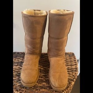 Ugg Classic Tall size 8